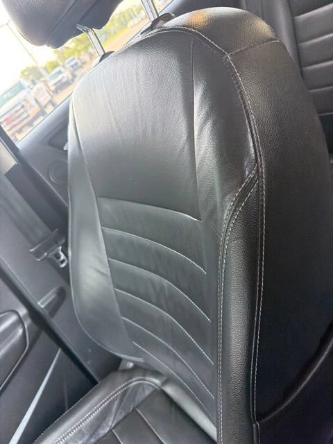 Used 2015 Ford Escape Titanium w/ Equipment Group 301A FWD image 16