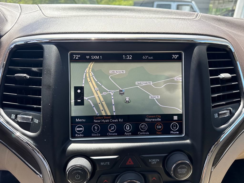 Used 2018 Jeep Grand Cherokee Overland AWD/4WD image 22