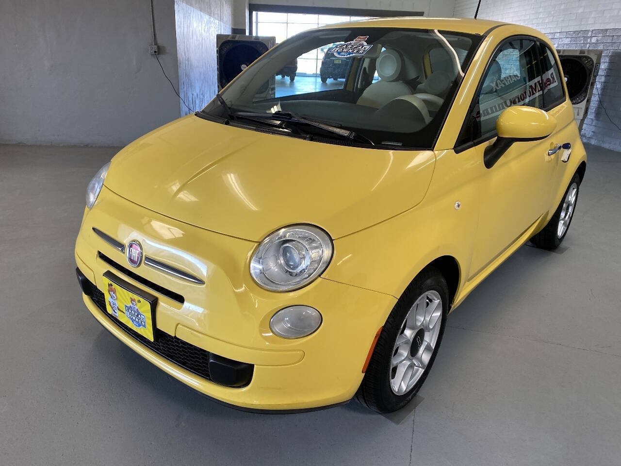 Used 2013 FIAT 500 Pop FWD image 4