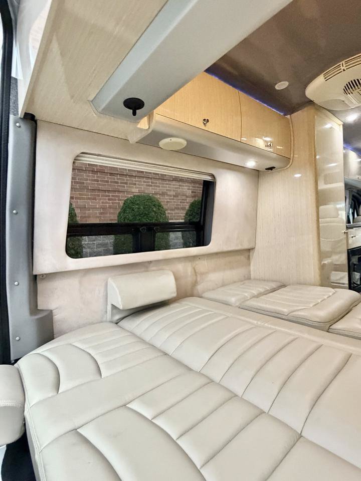 Used 2012 Mercedes-Benz Sprinter 3500 image 60