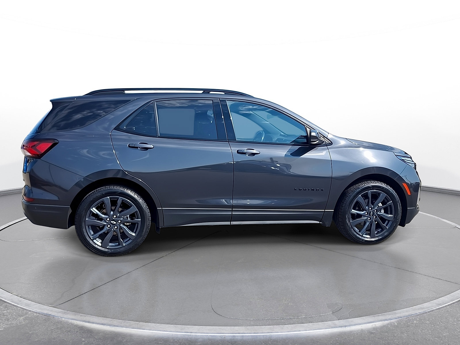 Used 2022 Chevrolet Equinox RS FWD image 8
