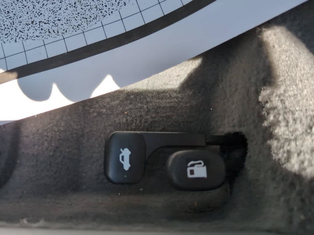 New 2026 Hyundai Elantra SE FWD image 17