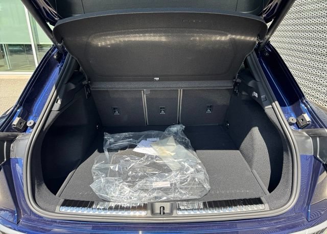 New 2026 Audi Q3 quattro 2.0T AWD/4WD image 17