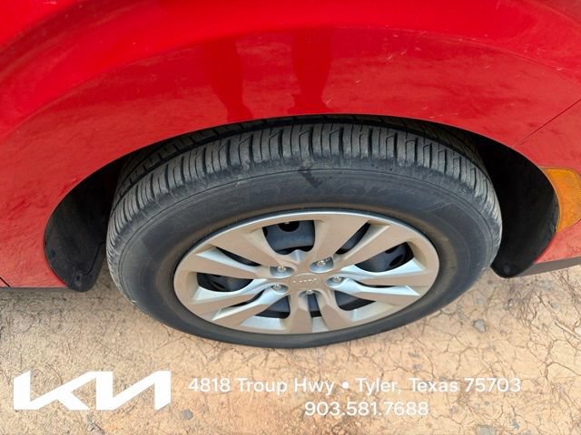 Certified 2021 Kia Soul LX FWD image 12
