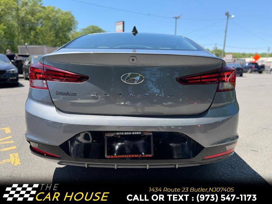 Used 2019 Hyundai Elantra Value Edition FWD image 10