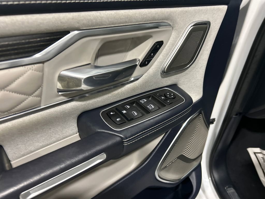 Used 2022 RAM 1500 Limited AWD/4WD image 14