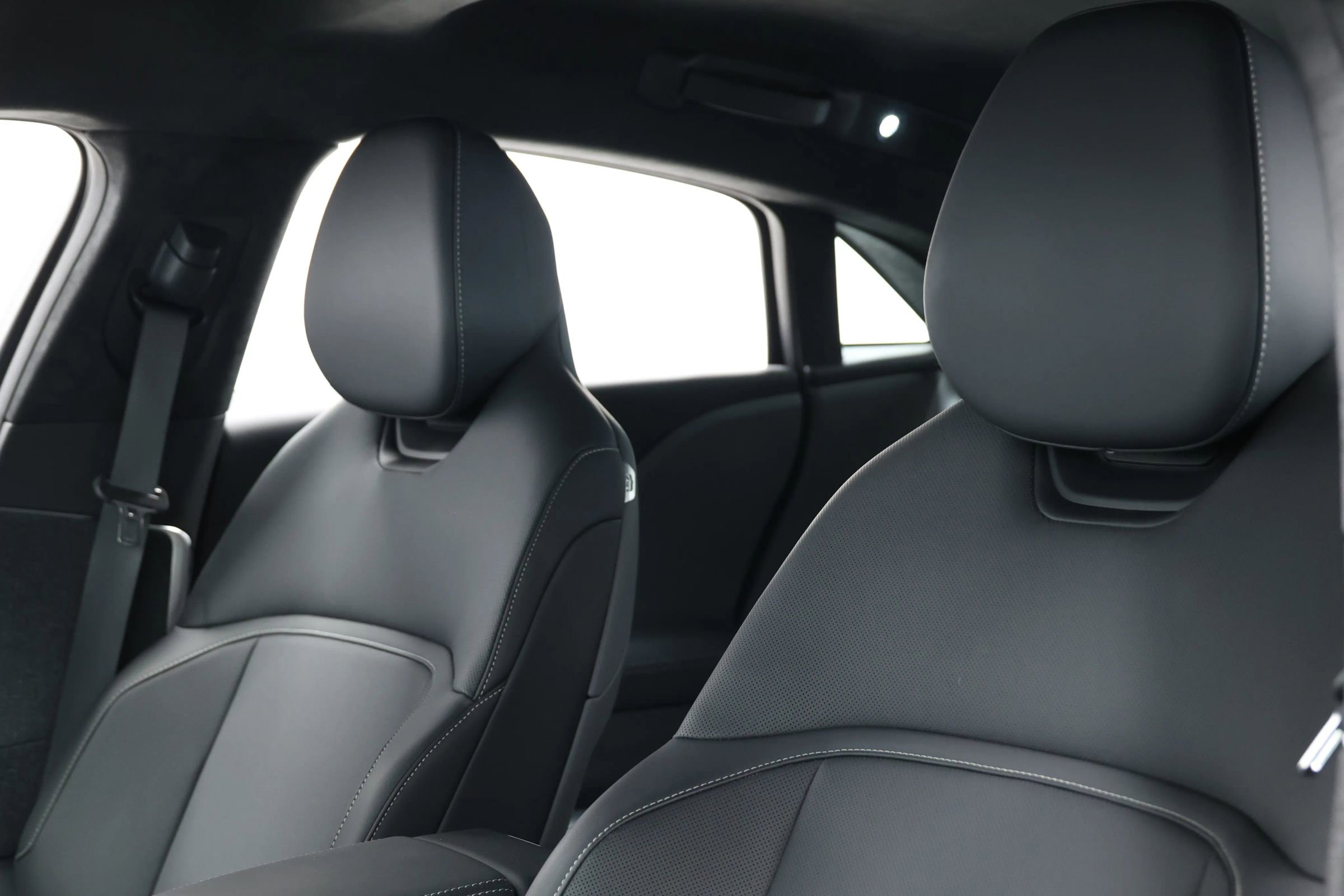 Used 2024 Lucid Air Pure image 16