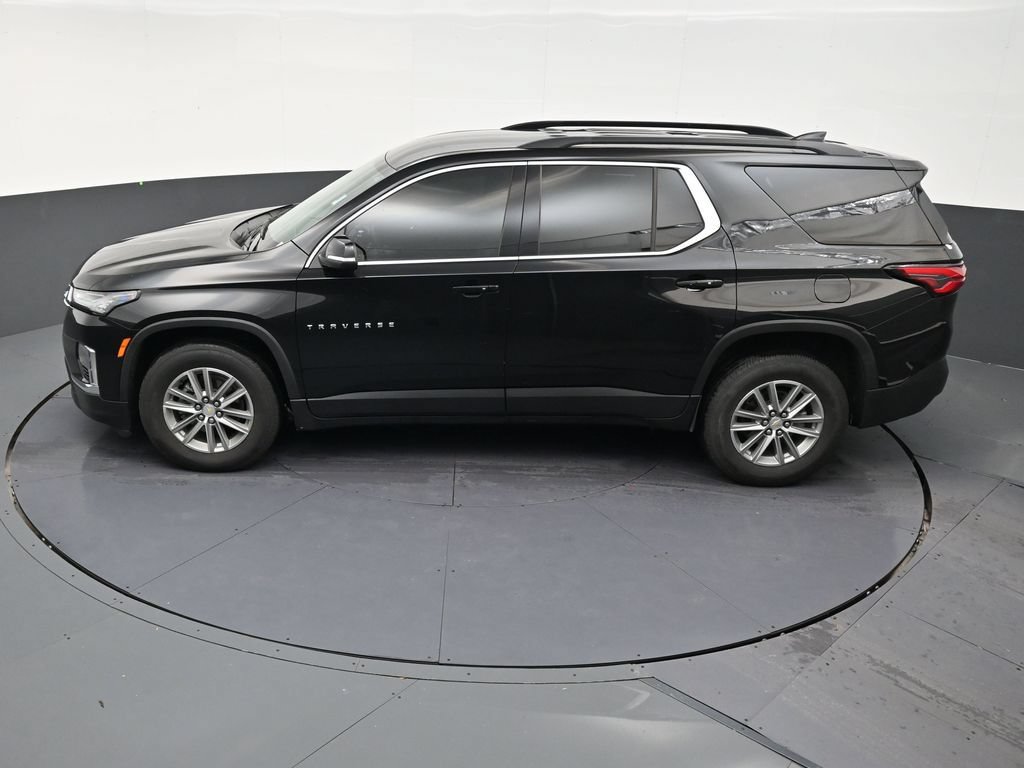 Used 2023 Chevrolet Traverse LT FWD image 10