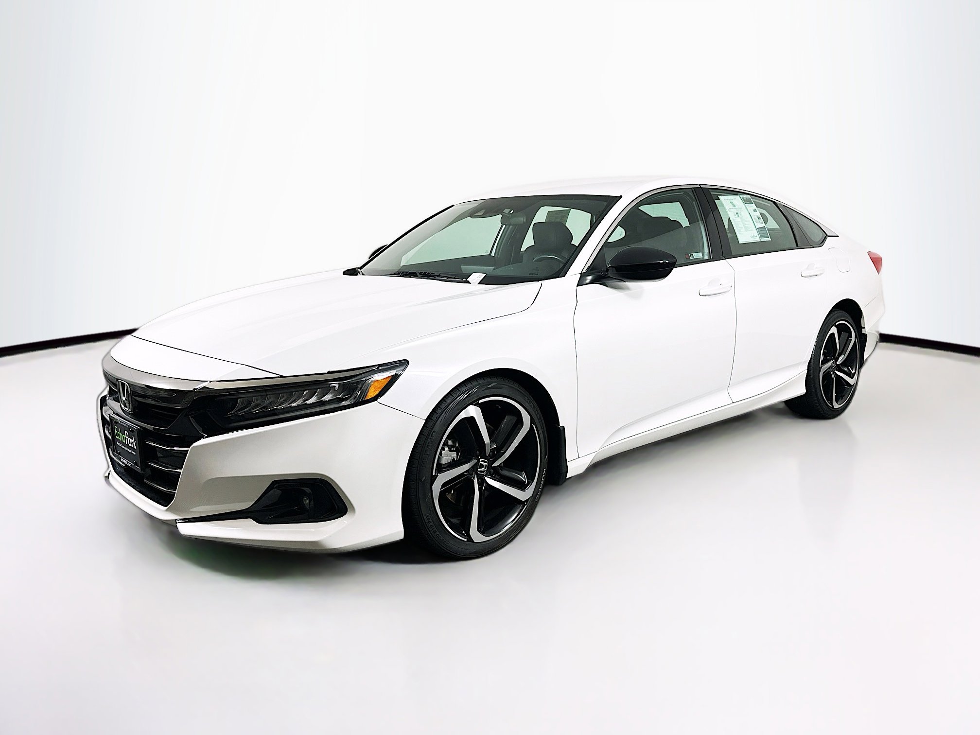 Used 2022 Honda Accord Sport image 3