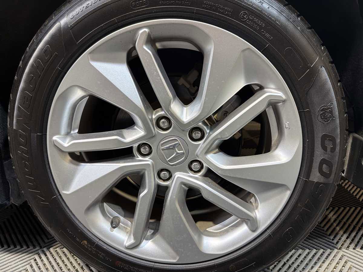 Used 2019 Honda Accord LX image 32