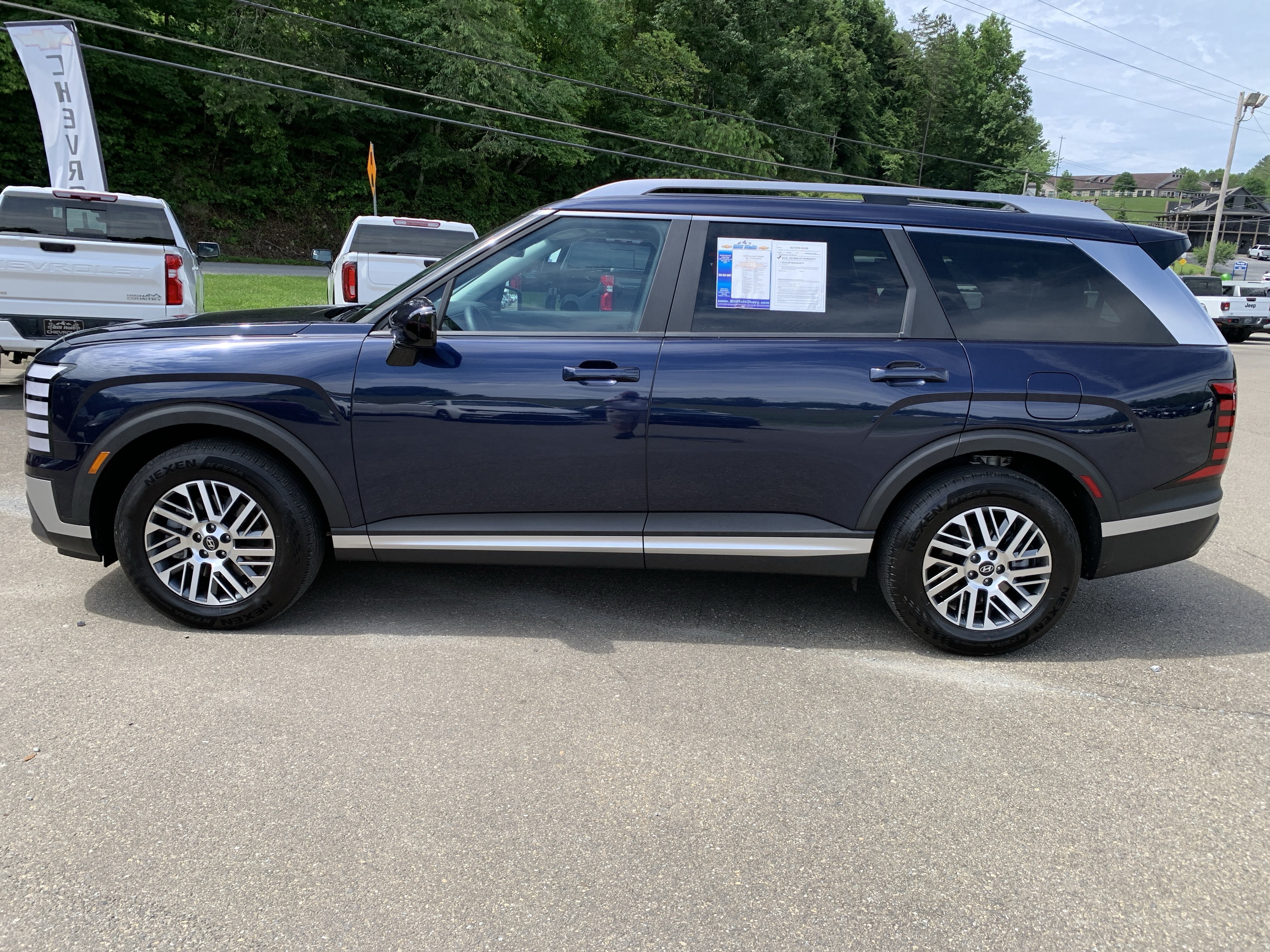 Used 2026 Hyundai Palisade SEL AWD/4WD image 13