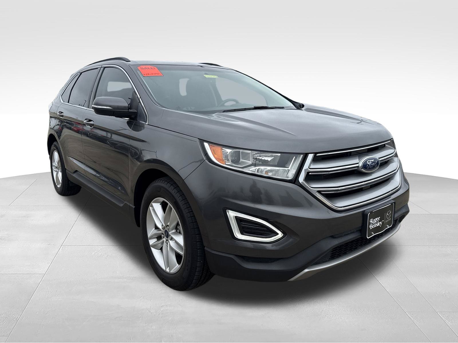 Used 2016 Ford Edge SEL FWD image 3