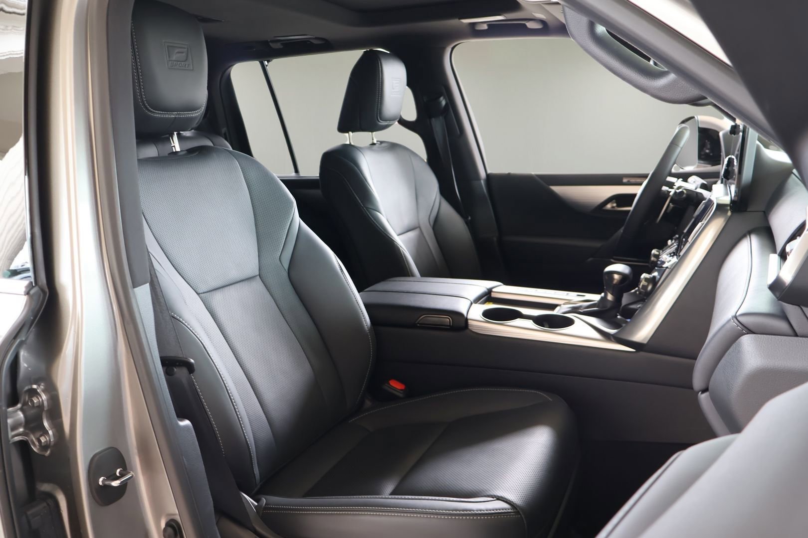 Used 2024 Lexus LX 600 F Sport AWD/4WD image 22