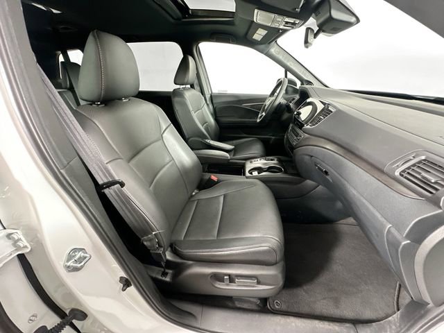 Used 2023 Honda Passport EX-L image 28