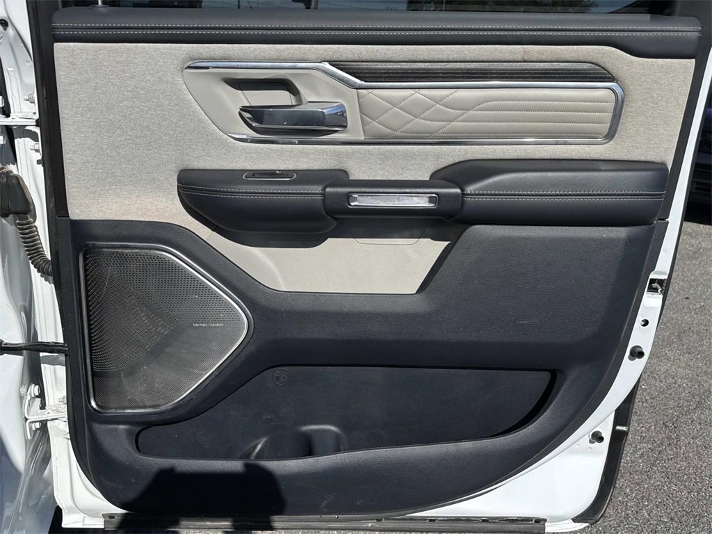 Used 2024 RAM 1500 Limited image 23
