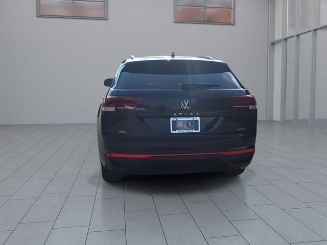 Used 2022 Volkswagen Atlas Cross Sport SEL R-Line AWD/4WD image 7