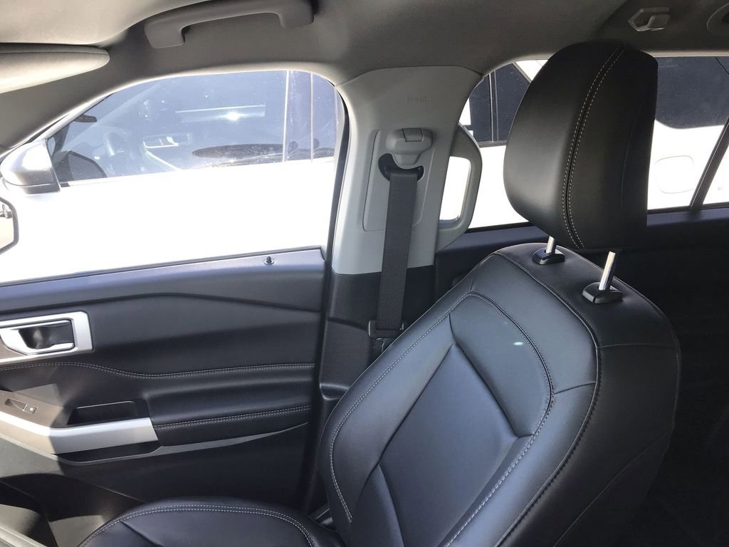 Used 2023 Ford Explorer XLT w/ Equipment Group 202A image 23