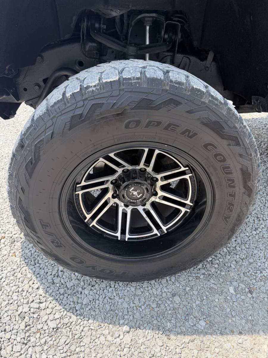 Used 2018 Chevrolet Silverado 2500 LTZ w/ Duramax Plus Package AWD/4WD image 16