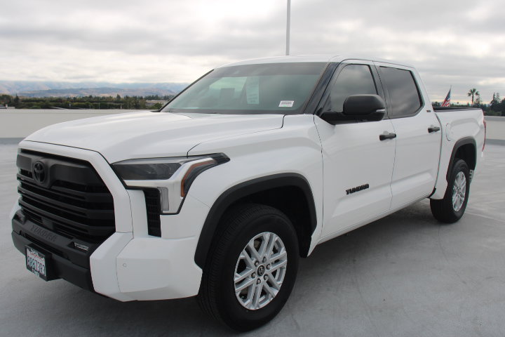 Used 2023 Toyota Tundra SR5 w/ SR5 Convenience Package RWD image 7