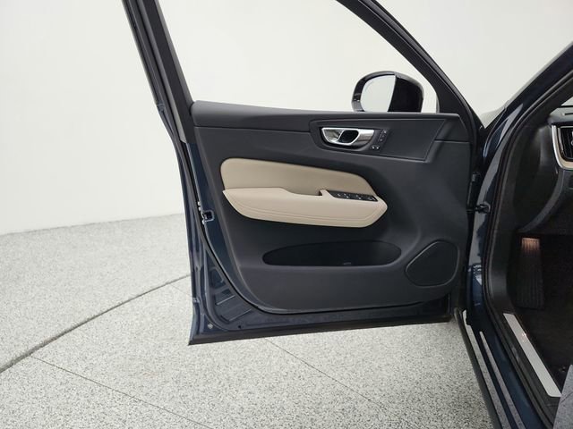 New 2026 Volvo XC60 B5 Plus w/ Climate Package image 49