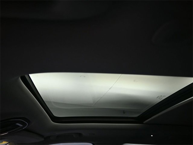 Used 2023 Jeep Grand Cherokee L Limited w/ Black Appearance Package image 19