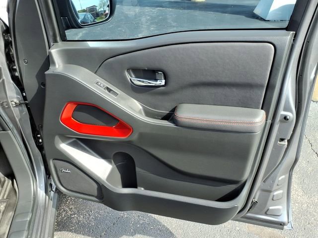 Certified 2024 Nissan Frontier PRO-4X w/ Pro Premium Package image 19