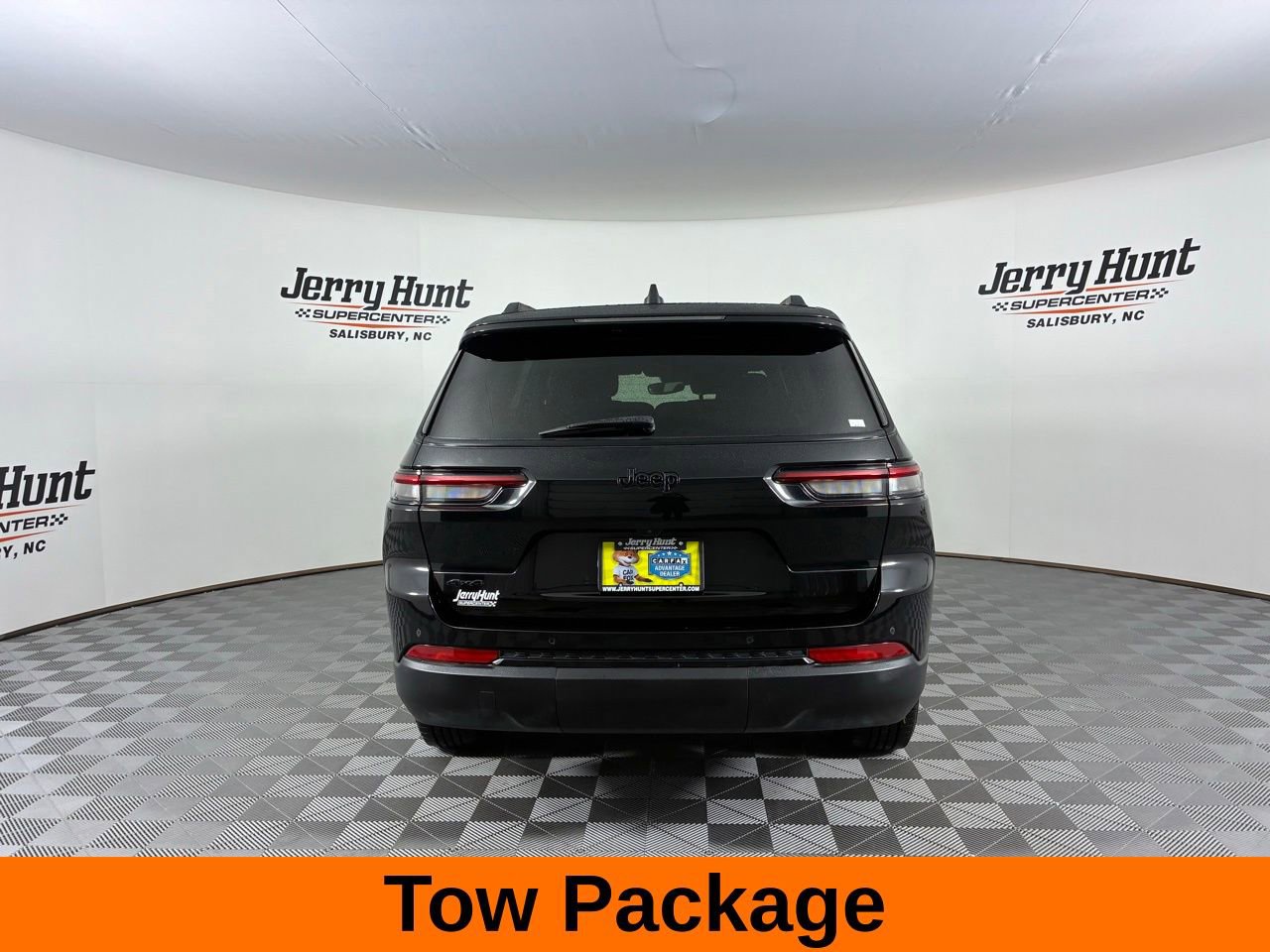 Used 2024 Jeep Grand Cherokee L Altitude image 8