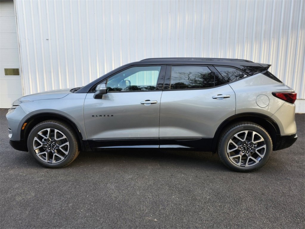 New 2026 Chevrolet Blazer RS w/ Driver Confidence II Package image 2