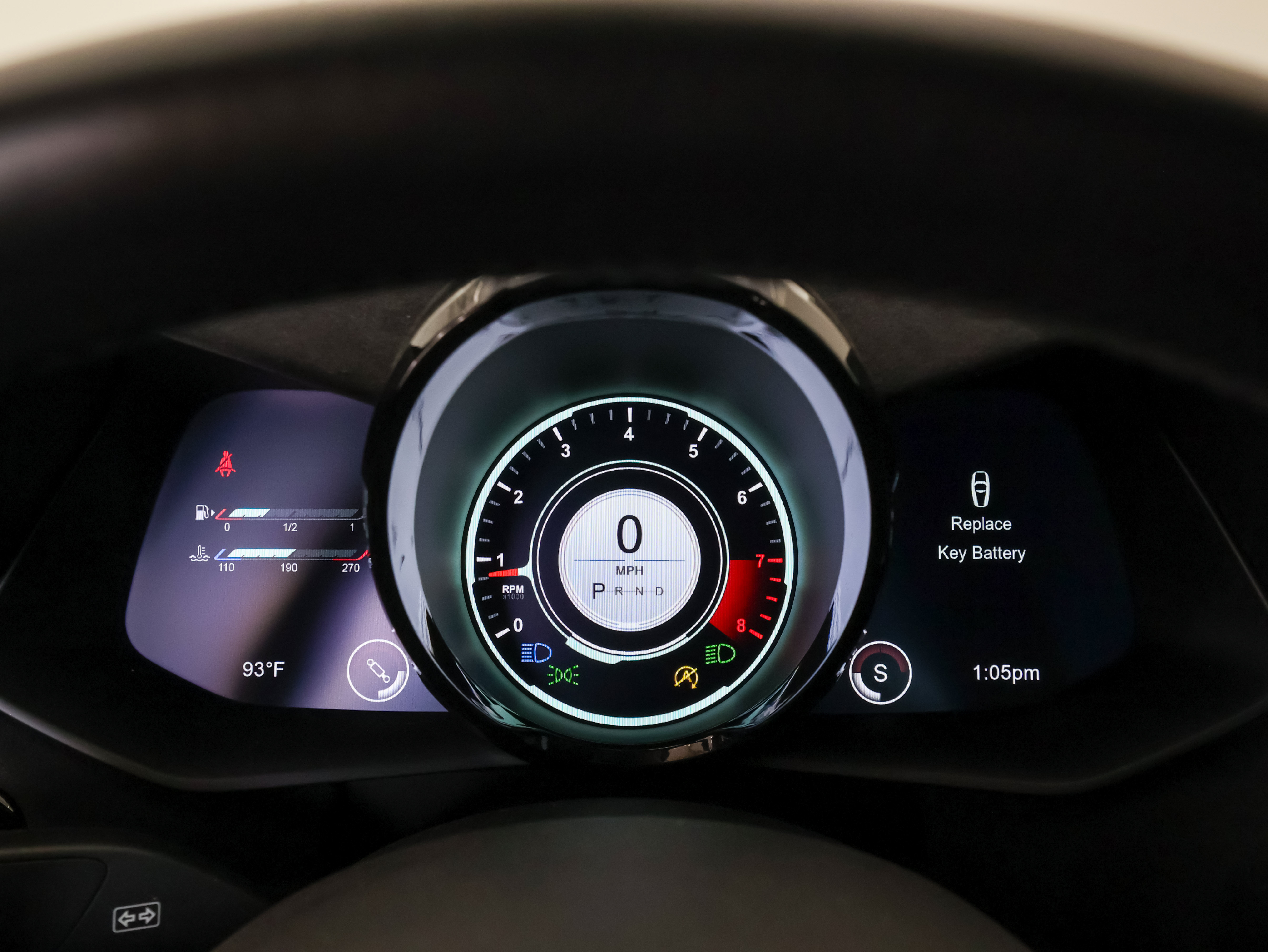 Used 2021 Aston Martin V8 Vantage Coupe RWD image 24