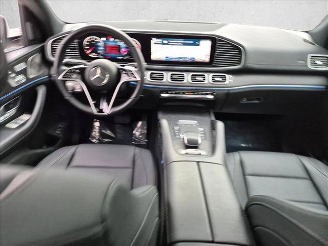 Used 2025 Mercedes-Benz GLS 450 4MATIC image 20