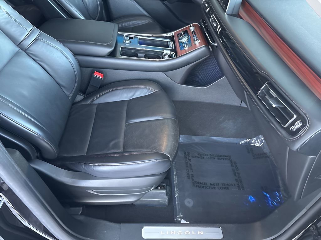 Used 2024 Lincoln Aviator Reserve image 39