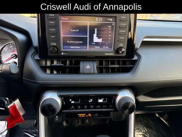 Used 2021 Toyota RAV4 LE image 19