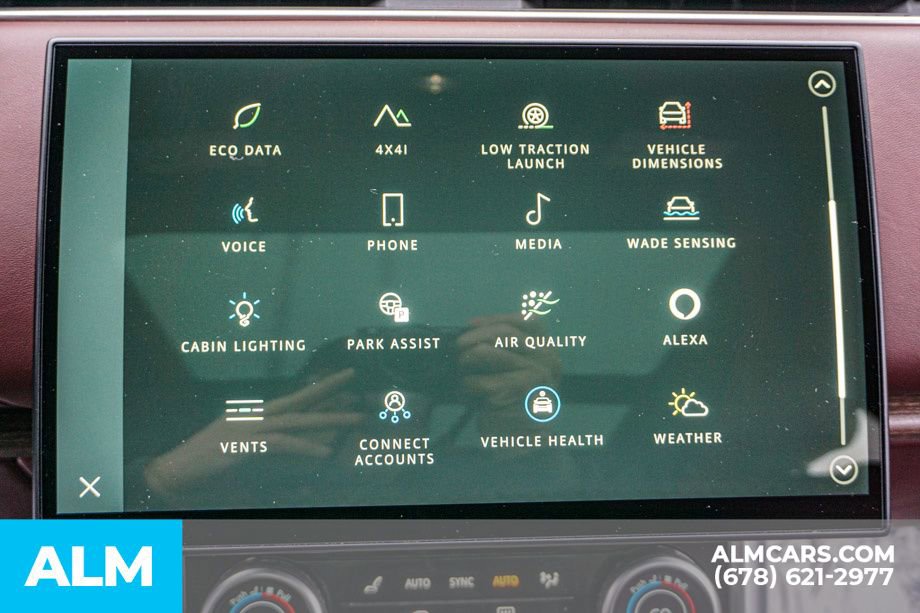 Used 2023 Land Rover Range Rover SE image 34