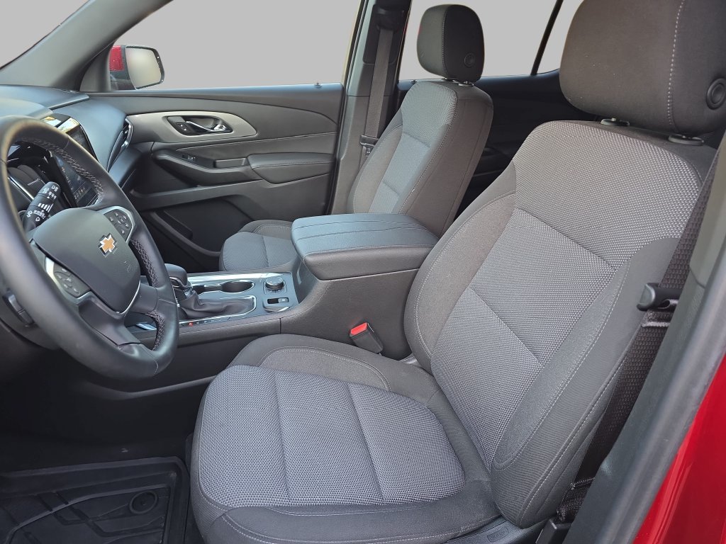 Certified 2023 Chevrolet Traverse LT w/ LPO, Floor Liner Package AWD/4WD image 17