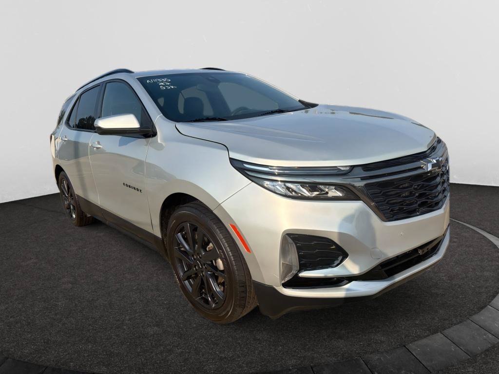 Used 2022 Chevrolet Equinox RS w/ RS Leather Package FWD image 3