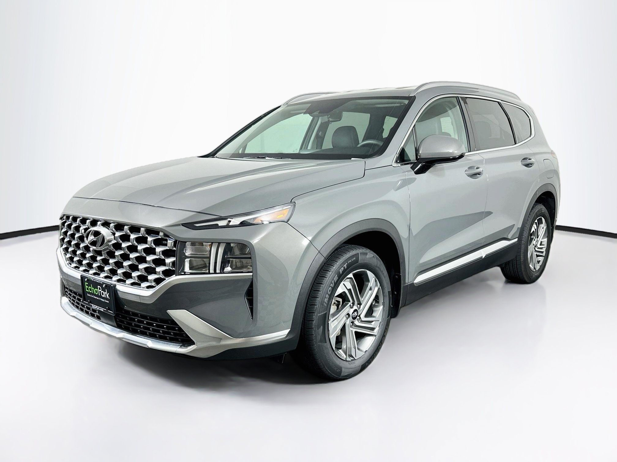 Used 2021 Hyundai Santa Fe SEL FWD image 3