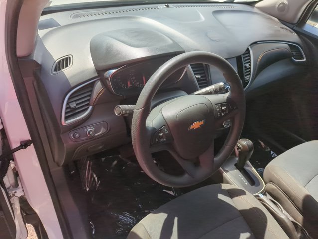 Used 2020 Chevrolet Trax LS w/ Tint and Cruise Package image 13