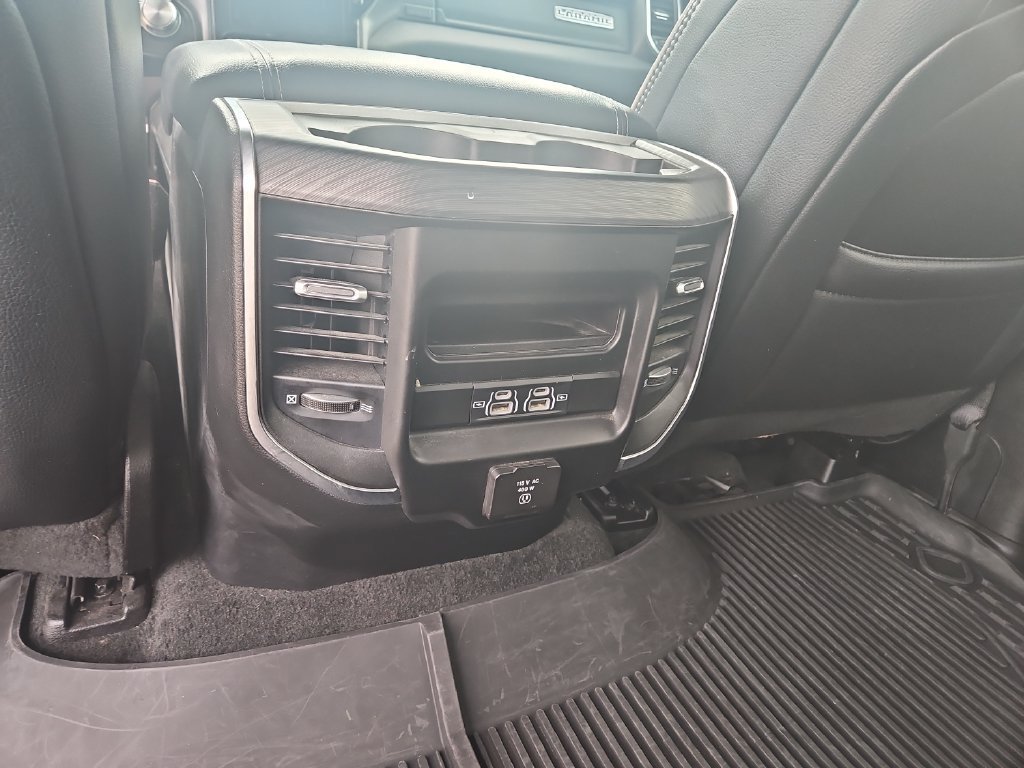 Used 2023 RAM 1500 Laramie AWD/4WD image 16