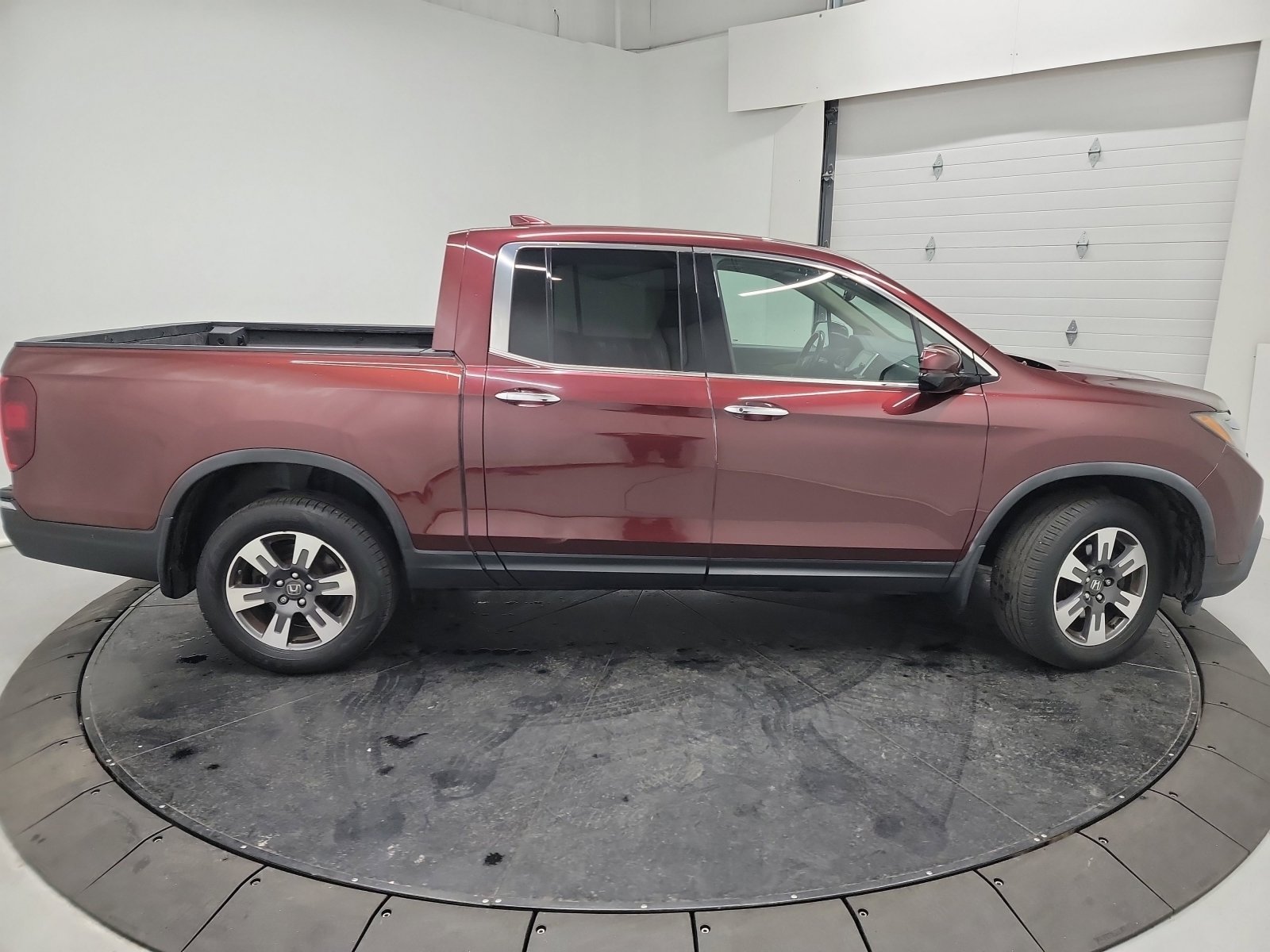 Used 2018 Honda Ridgeline RTL-E image 11