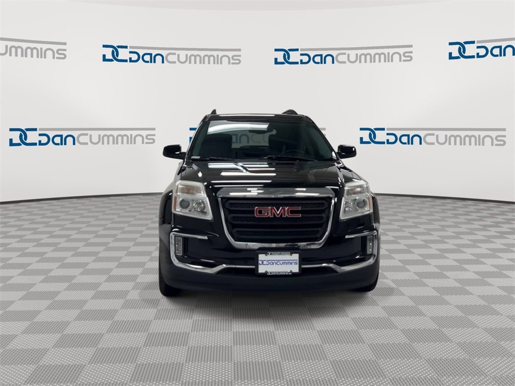 Used 2017 GMC Terrain SLE w/ Convenience Package image 3