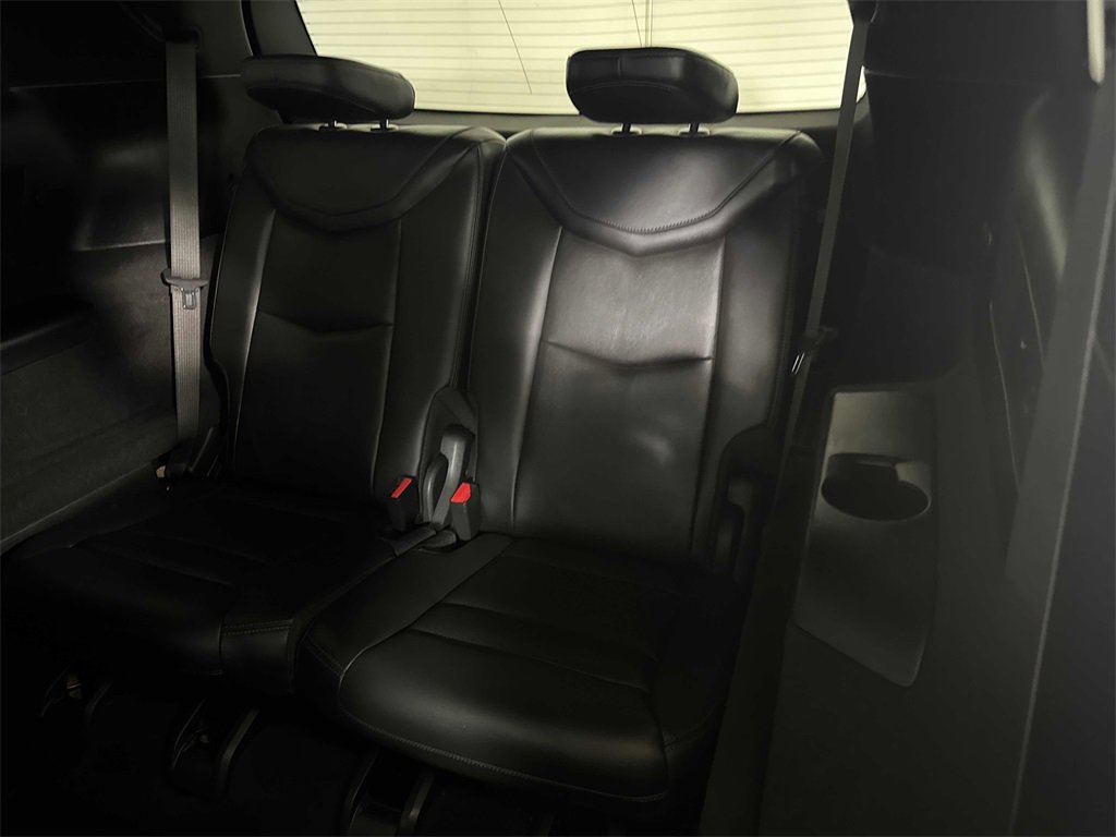 Used 2023 Cadillac XT6 Premium Luxury image 15