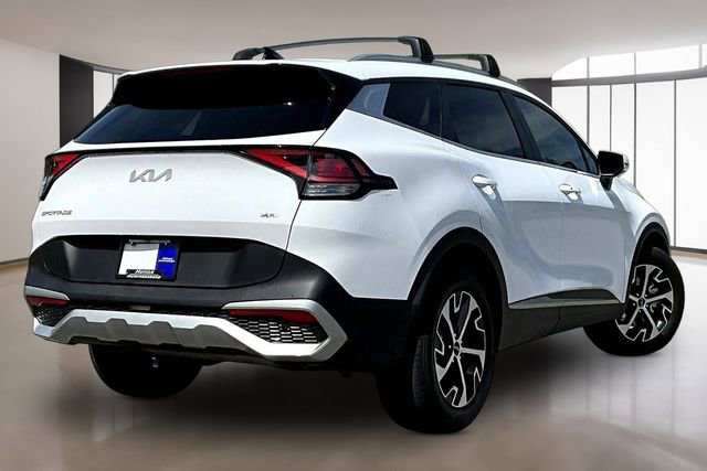Used 2024 Kia Sportage EX AWD/4WD image 6