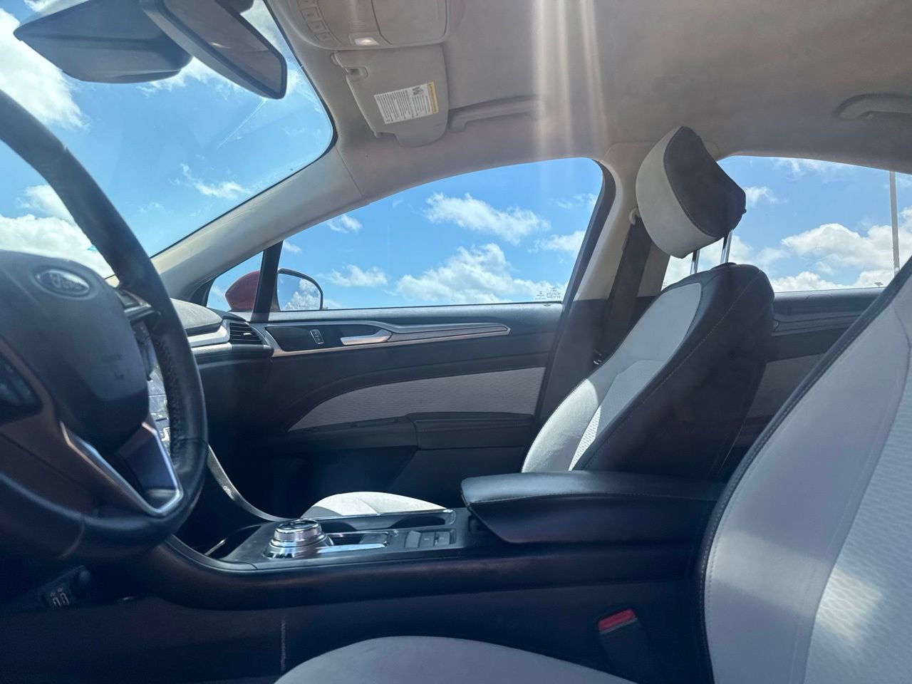 Used 2020 Ford Fusion SE w/ Equipment Group 151A FWD image 35