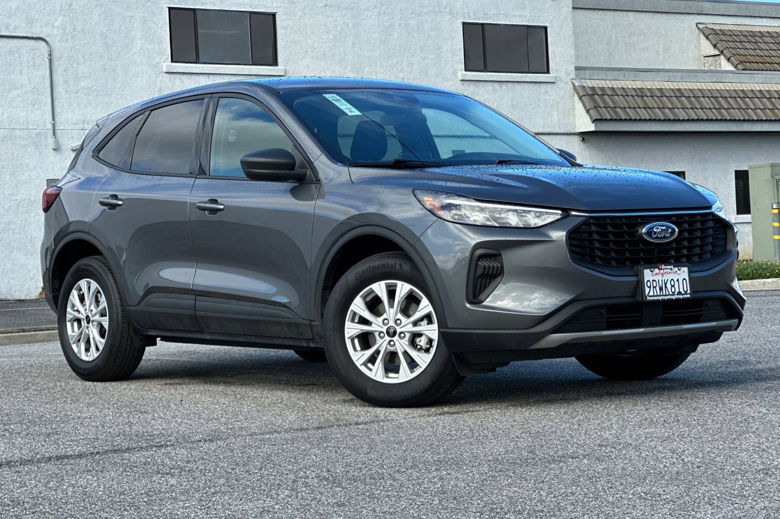 Used 2025 Ford Escape Active image 2