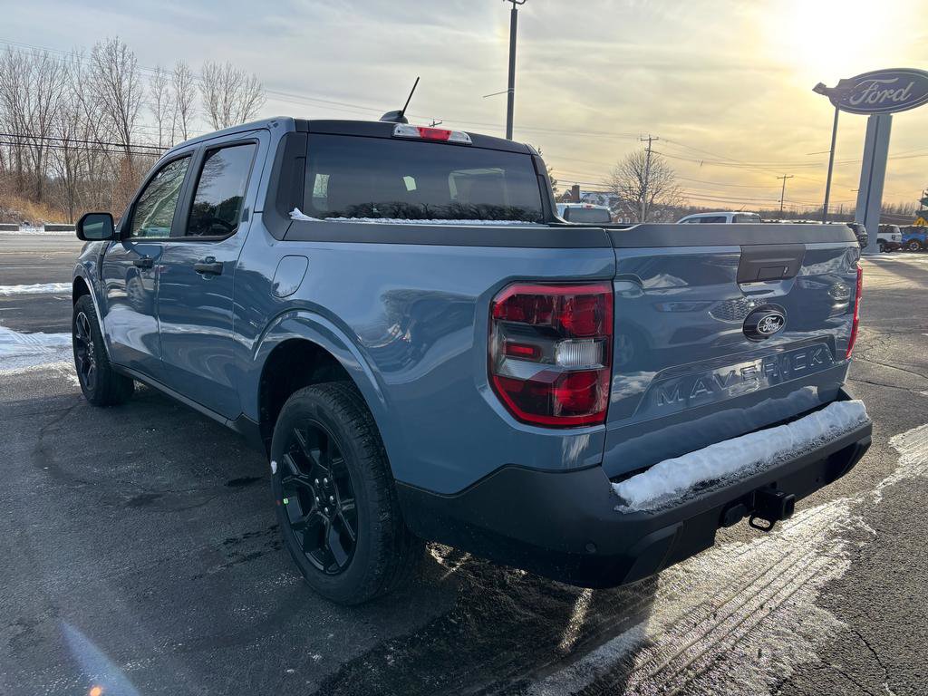 New 2025 Ford Maverick XLT w/ Black Appearance Package image 5