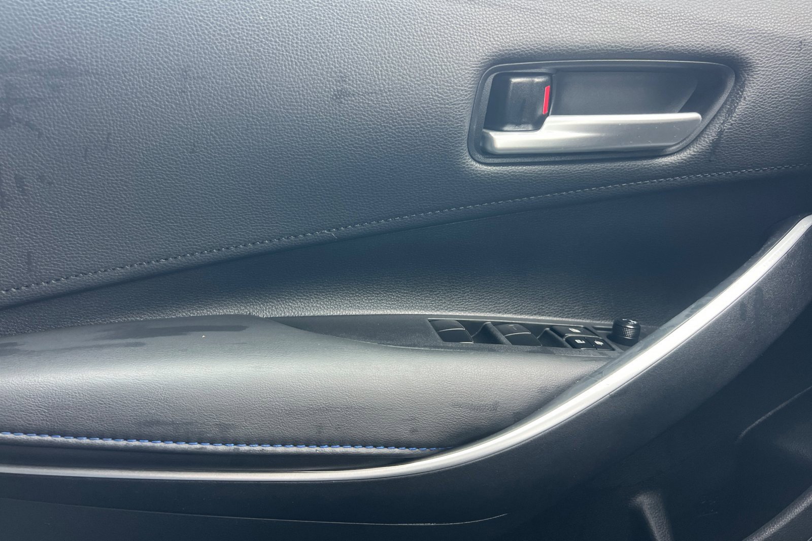 Certified 2020 Toyota Corolla SE image 17