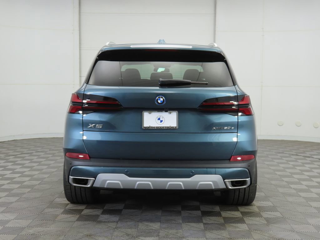 New 2026 BMW X5 xDrive50e w/ Climate Comfort Package AWD/4WD image 6