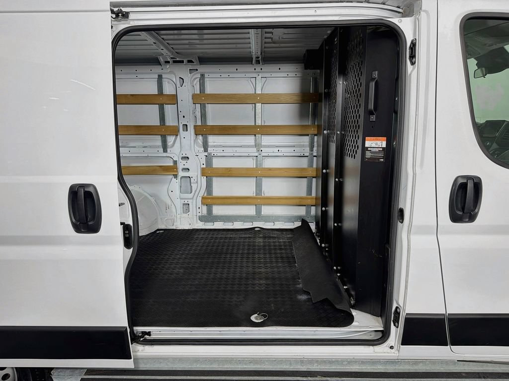 Used 2025 RAM ProMaster 2500 w/ U-Haul Equipment Group FWD image 24