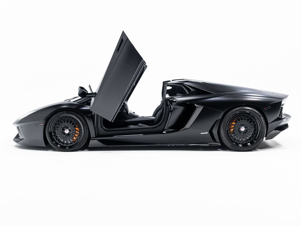 Used 2014 Lamborghini Aventador LP 700-4 AWD/4WD image 4