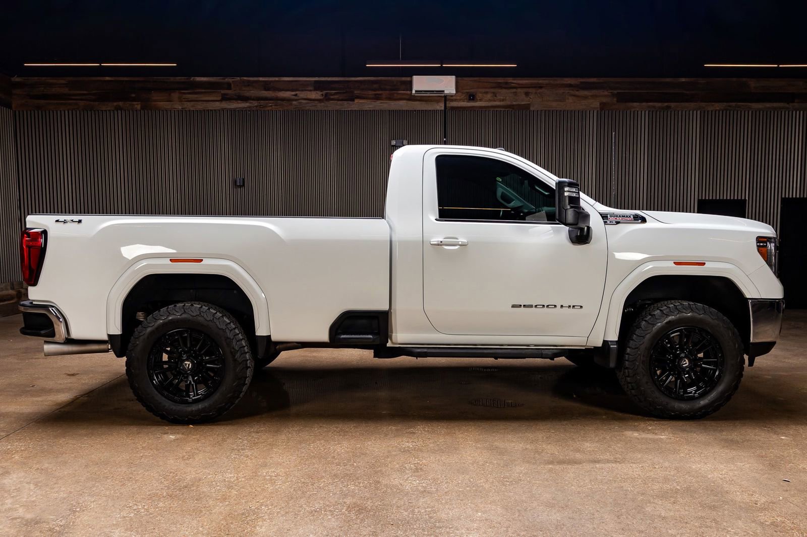 Used 2022 GMC Sierra 2500 SLE w/ SLE Convenience Package image 11